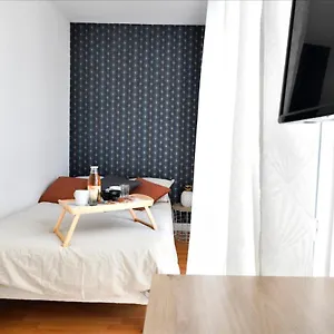 https://chambre-1-privee-avec-balcons-et-communs-a-partager.inbrittany.com